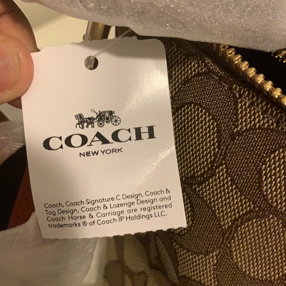 New coach purse - Picture 5 of 5